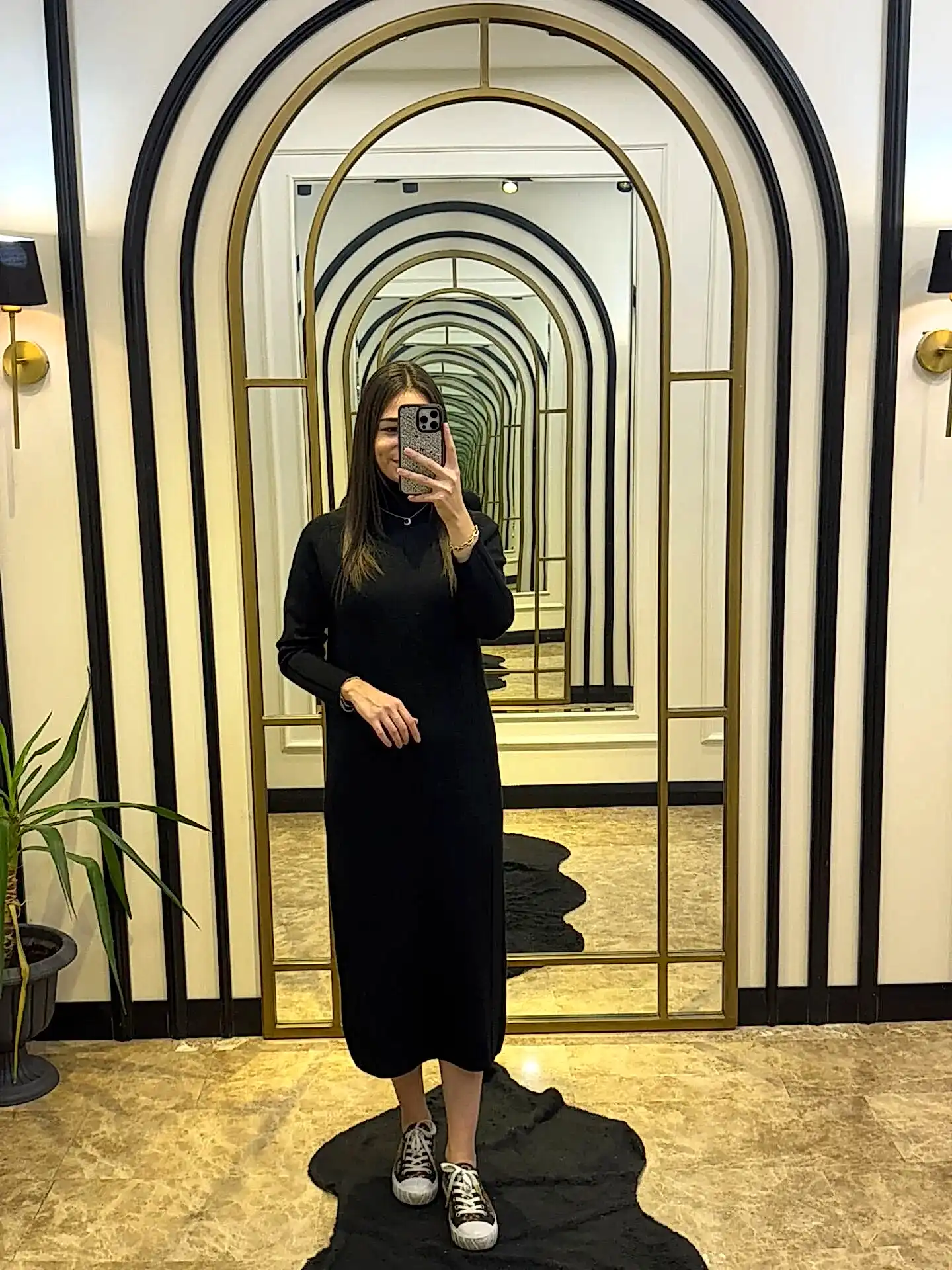 MOOR UZUN TRİKO ELBİSE