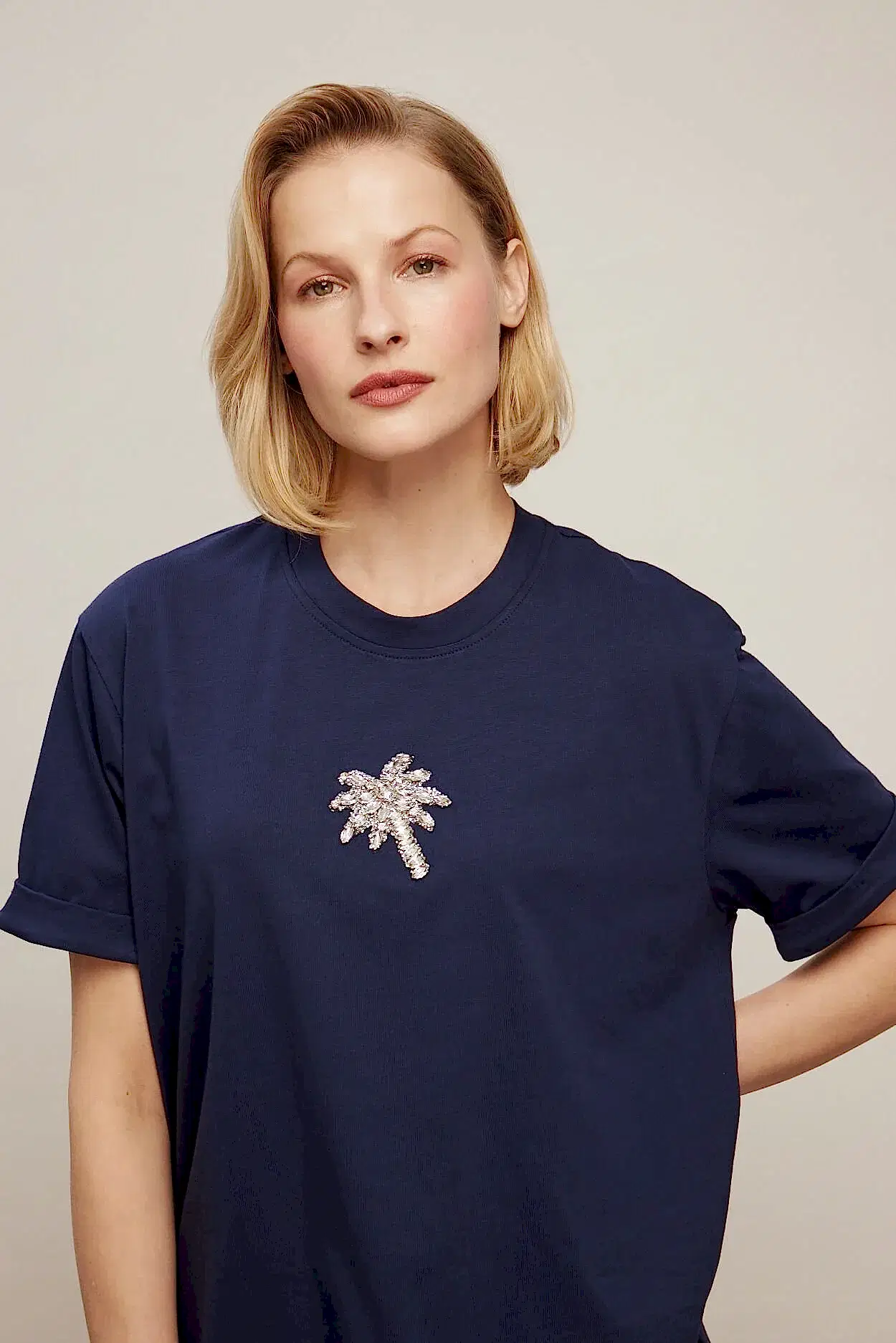 VENÖVE LACİVERT TİŞÖRT