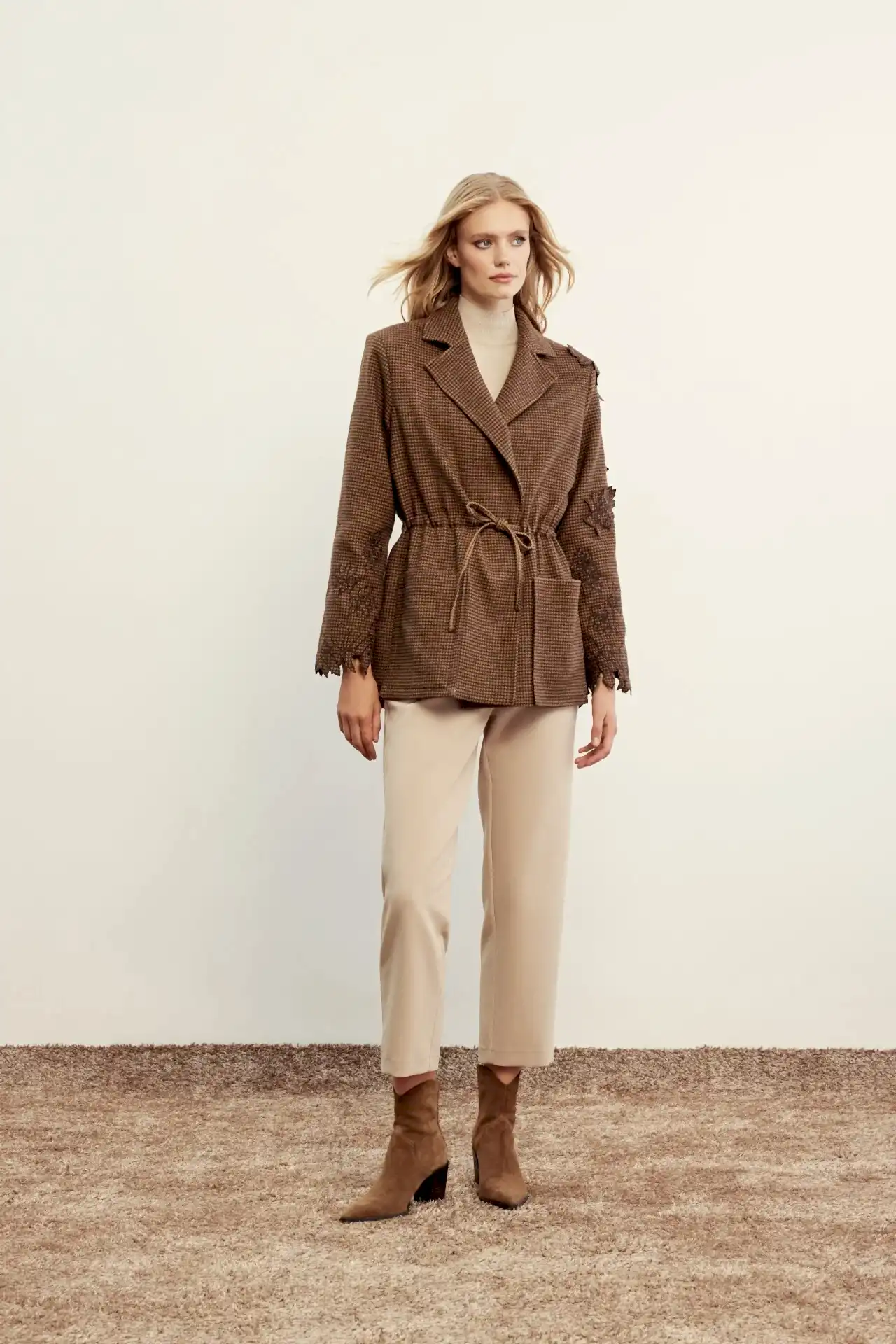 VENÖVE JENS PANTOLON BEJ