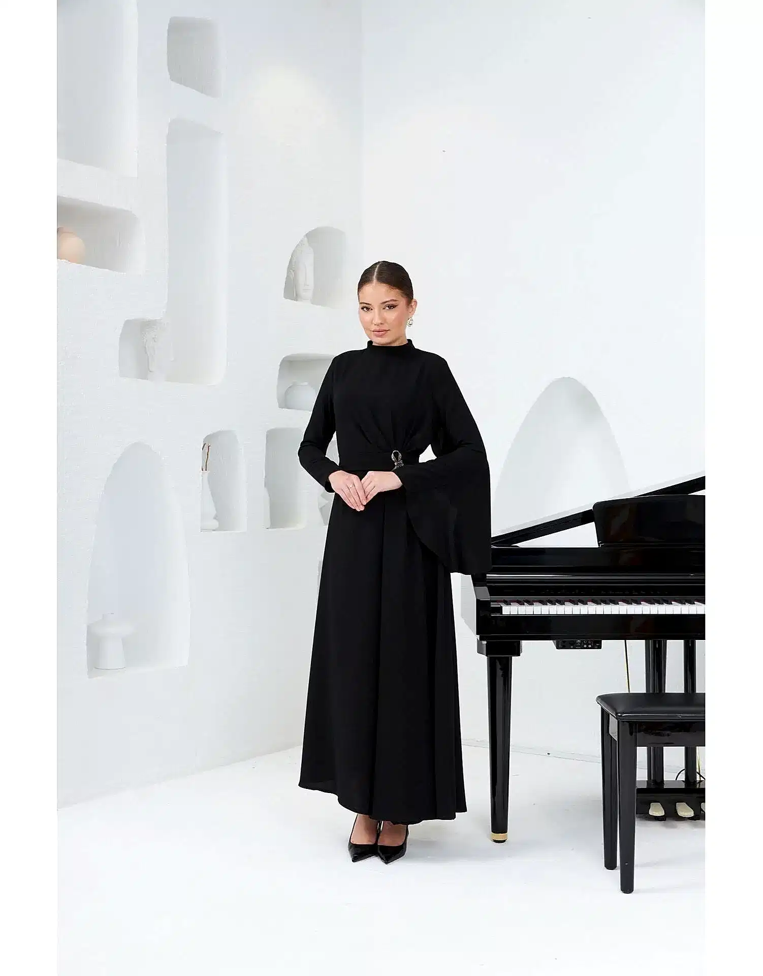 SELVİ ÇETİN TEK KOLU PELERİN ABİYE