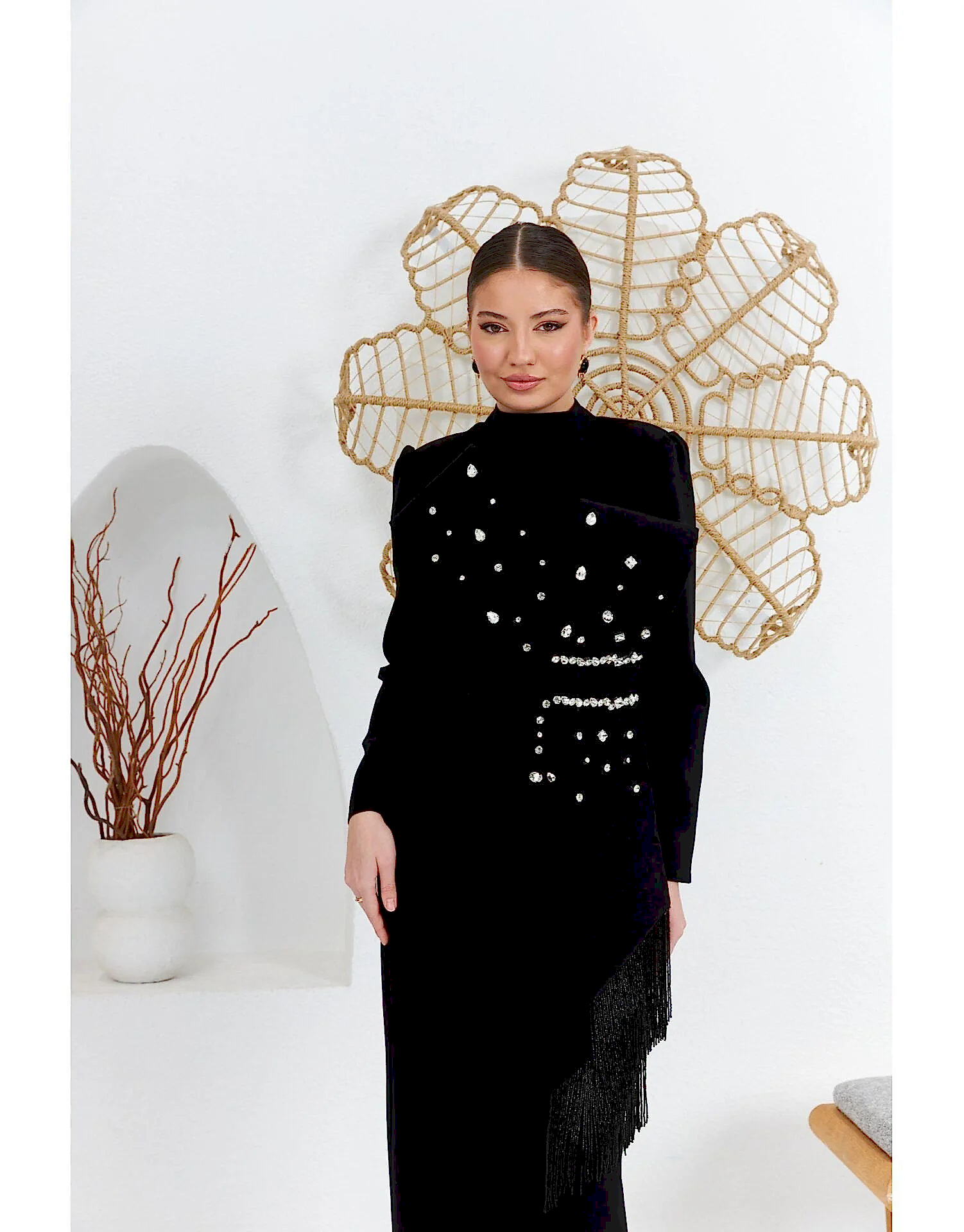 ÖNÜ FİYONK DETAYLI ABİYE Siyah