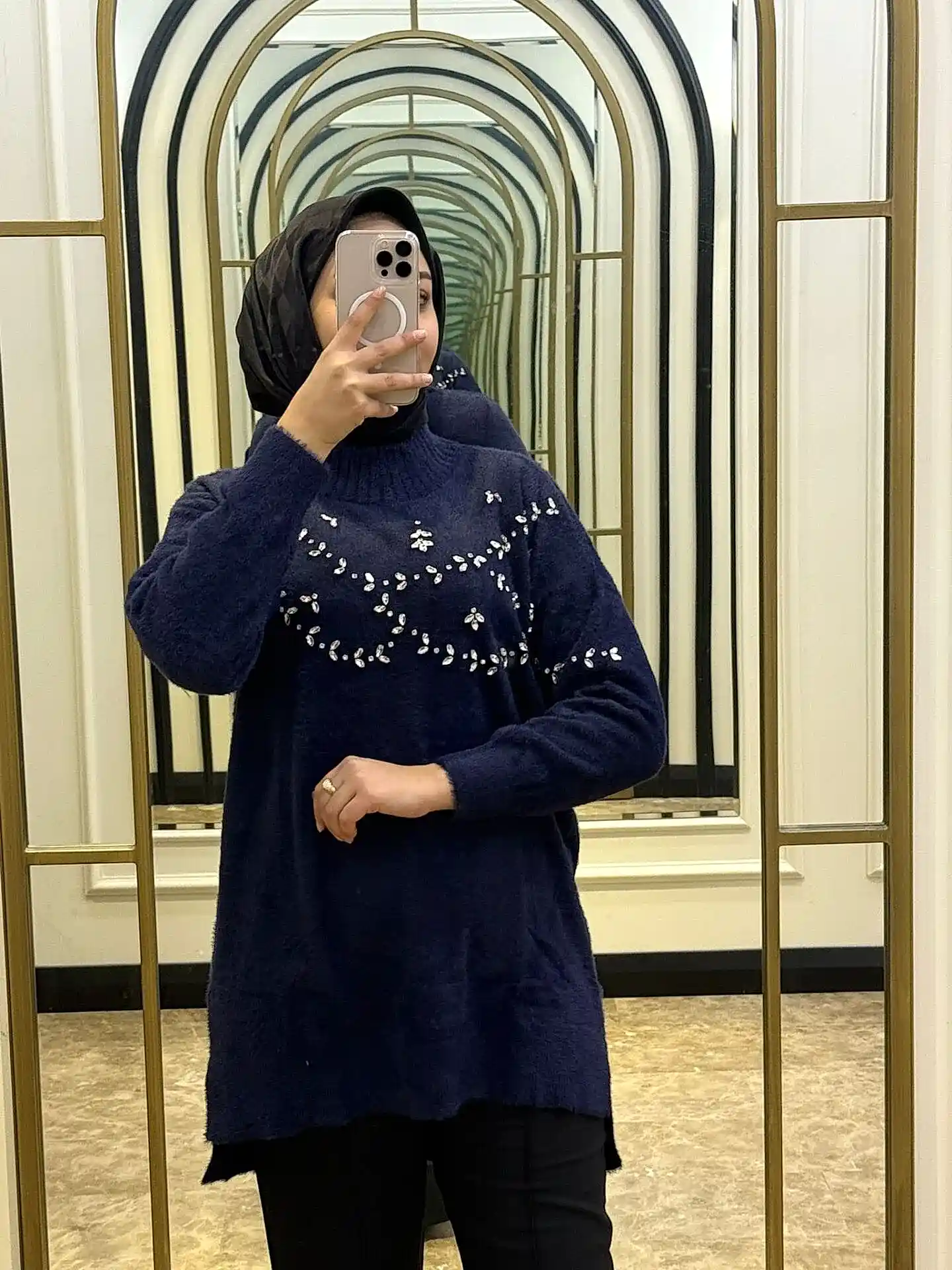 NUSS TAŞLI KAZAK LACİVERT