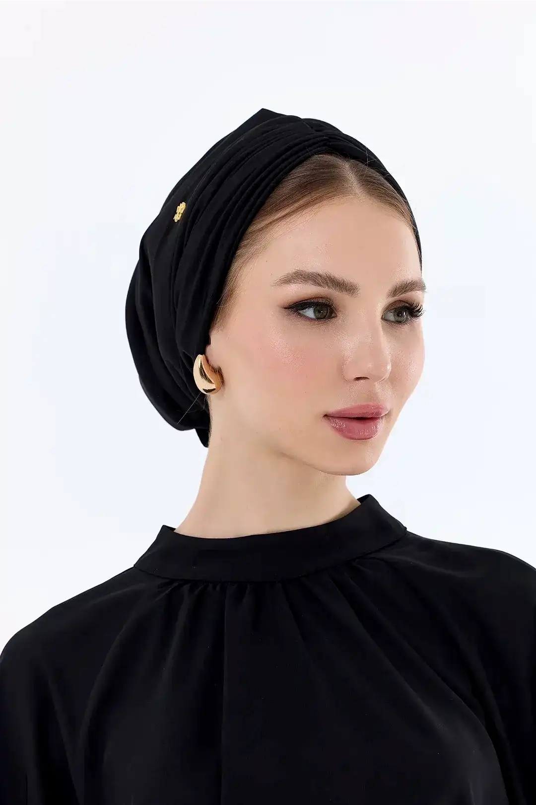 Sisre Drapeli Dolgulu Günlük Bone Siyah