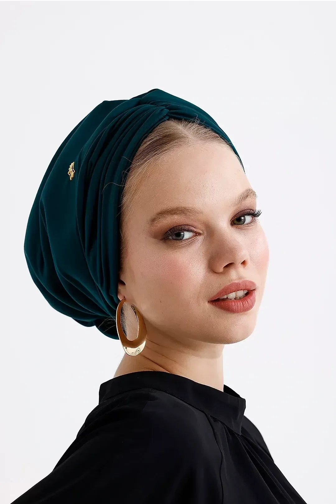 Sisre Drapeli Dolgulu Günlük Bone Zümrüt